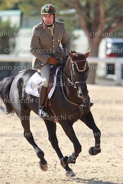 GUARDUCCI_OMBRA_GIO CAV 2011_SS3_7334.jpg